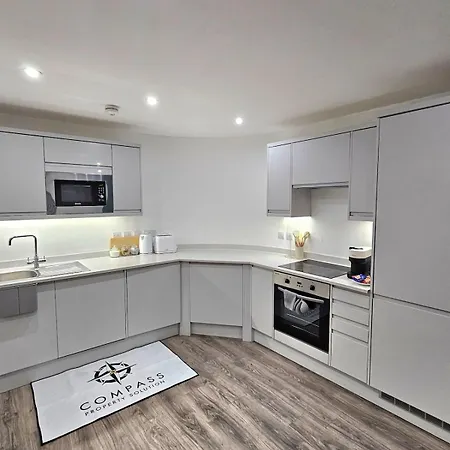 1 Bed By The Arena *