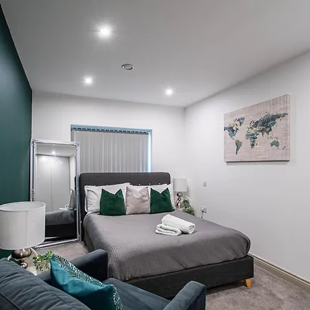 1 Bed By The Arena * Лидс