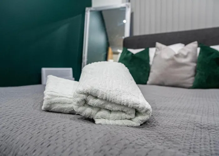 1 Bed By The Arena 아파트 *